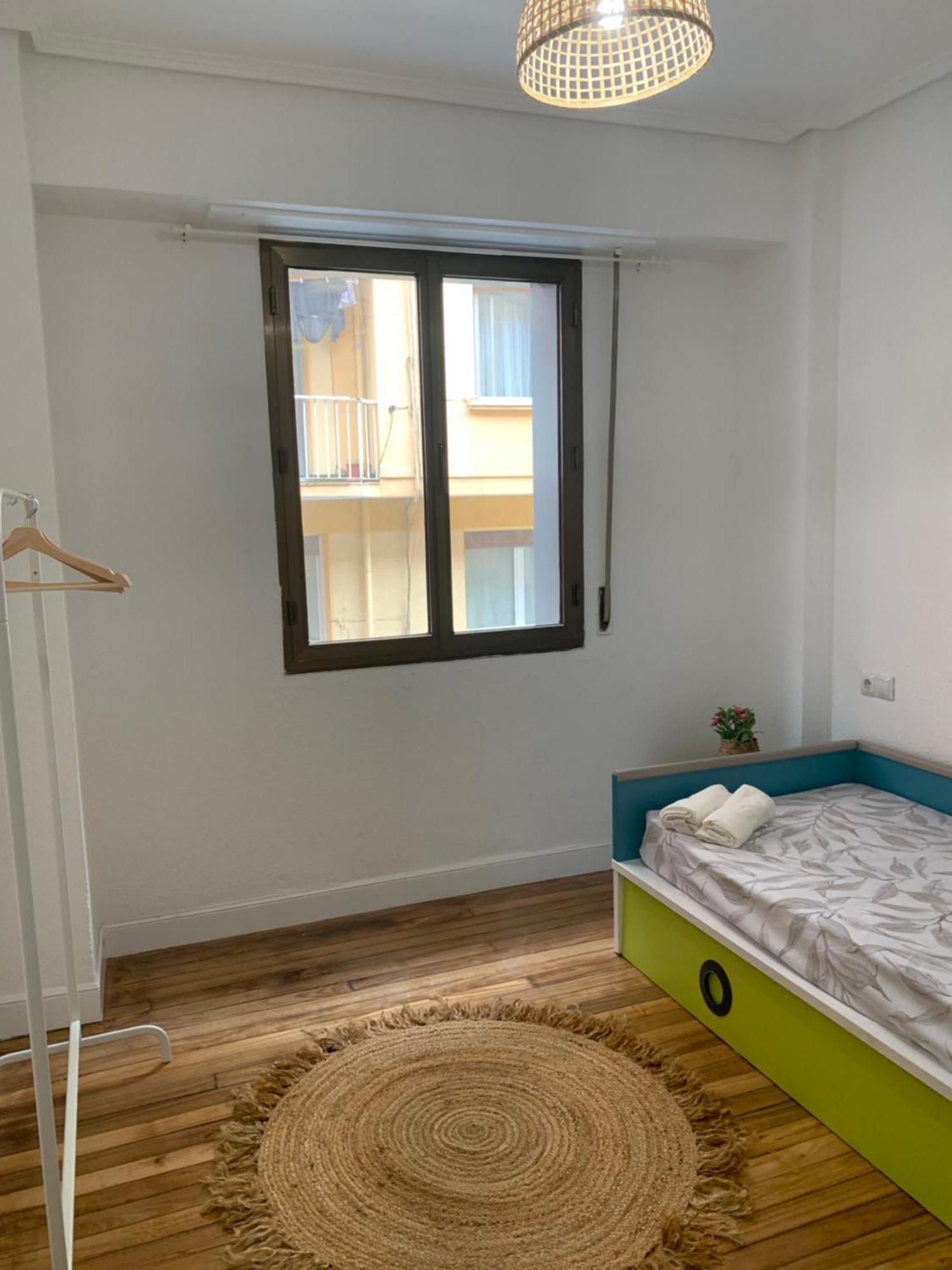 Piso Centrico En Bilbao Appartement Buitenkant foto
